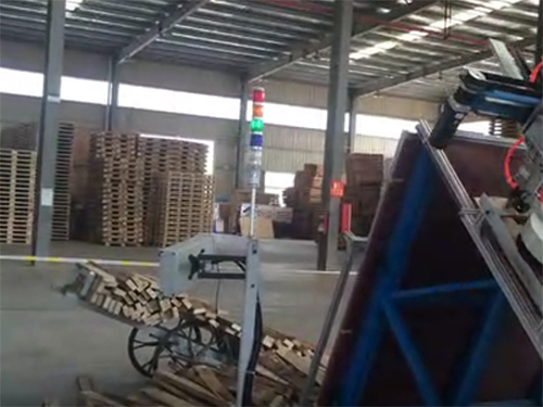 No.5 Wood Pallet Making Robot